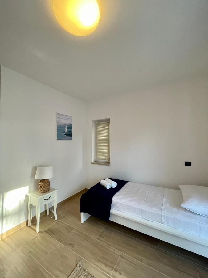 Apartment Frina I, Island Hvar Йелса Екстериор снимка